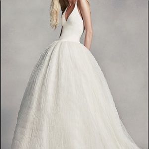 David’s Bridal NWT wedding dress 8 Vera Wang